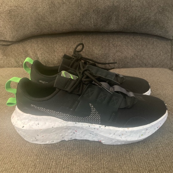 Nike crater impact - Picture 8 of 11